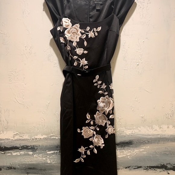 White House black Market Cap sleeve satin dress. - Picture 1 of 5